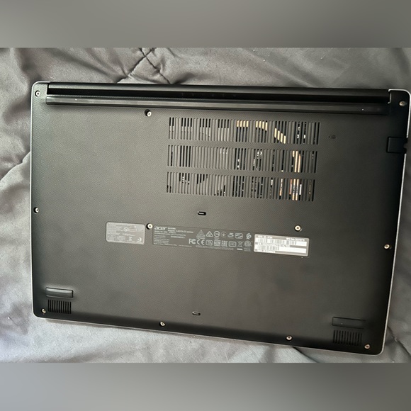 ACER LAPTOP (new) - Picture 3 of 4